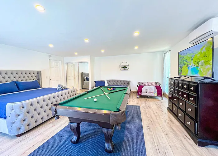 Luxurious 4Br House With Swimming Pool -Fb